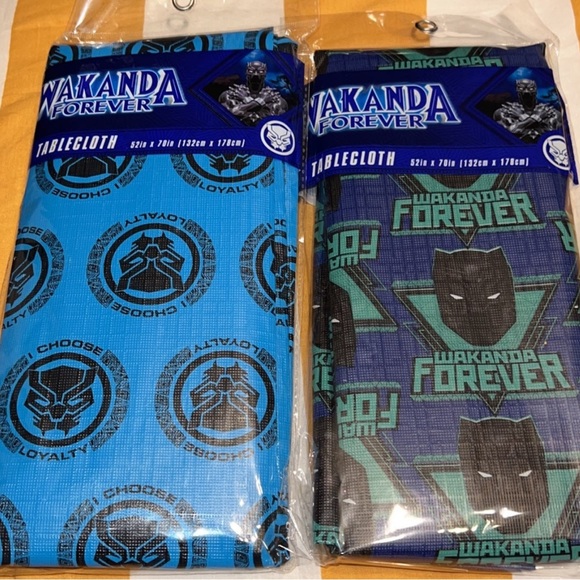 New Two Marvel's “Wakanda Forever” & “I Choose Loyalty” Tablecloth 52" x 70" - Picture 1 of 7
